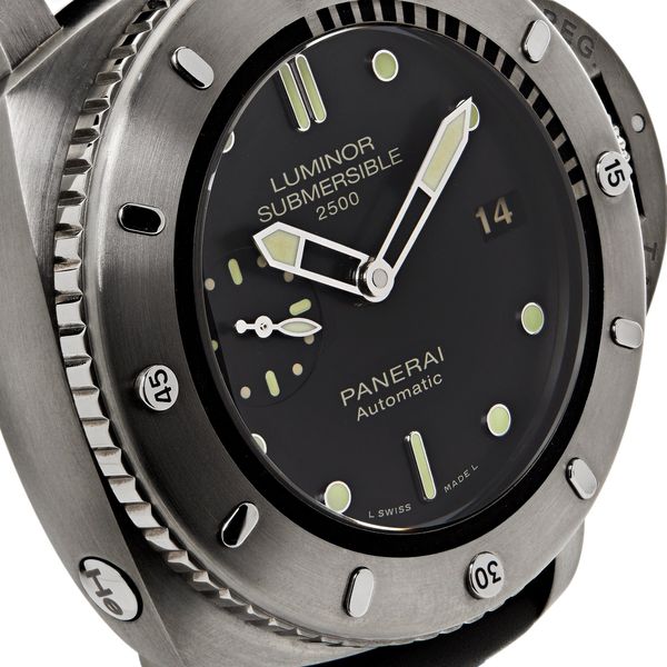 Panerai Luminor Submersible PAM00364